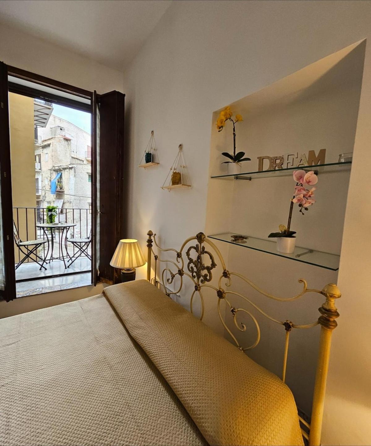 Villa La Rosa Bianca Della Vucciria Palermo Exterior foto